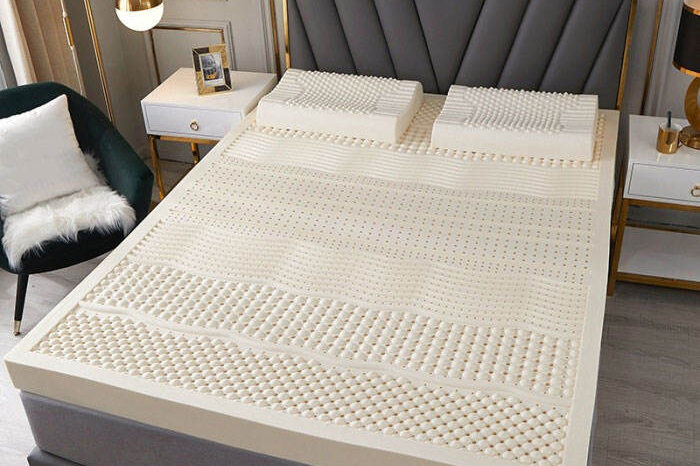 Soft and comfortable latex mattress with natural design