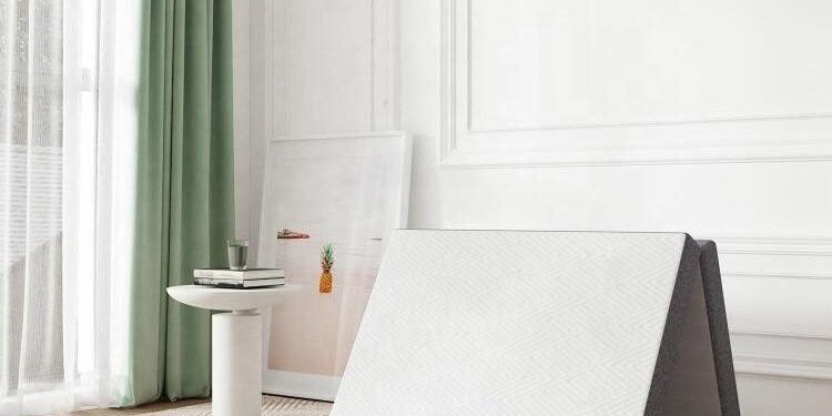 Breathable portable foldable mattress for home and travel