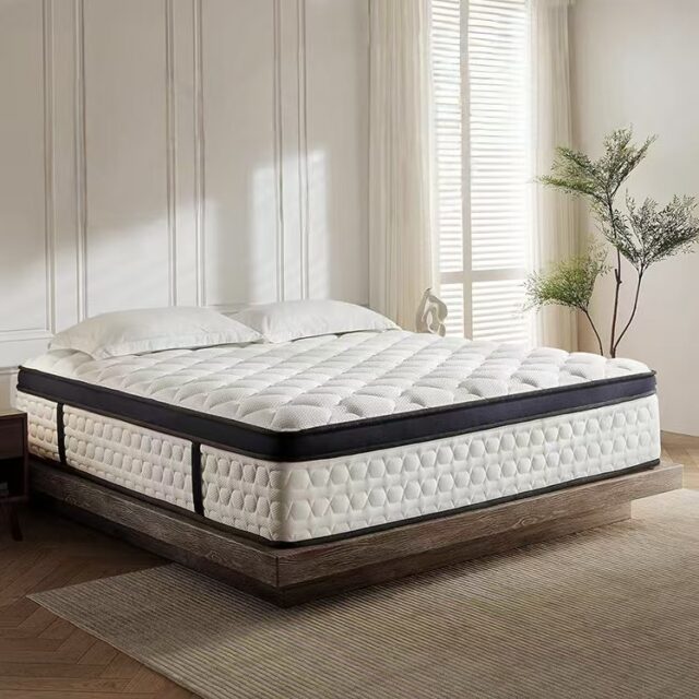 Memory foam hybrid soft spring mattress with durable support