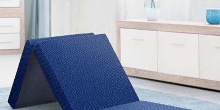 Durable outdoor foldable mattress for car and camping