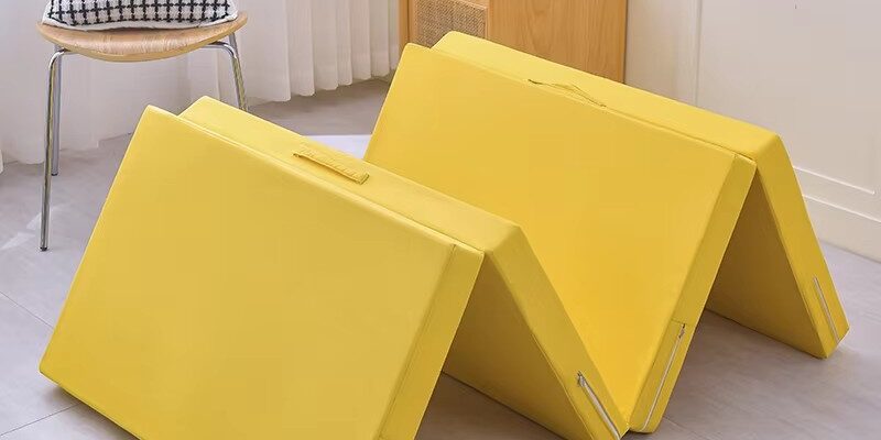 Portable foldable mattress for travel with high-quality memory foam Travel foldable mattress with memory foam for portable comfort